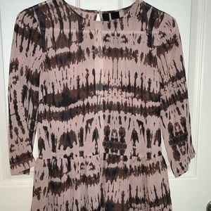 BROWN/TAN TIE-DYE SHEER BLOUSE